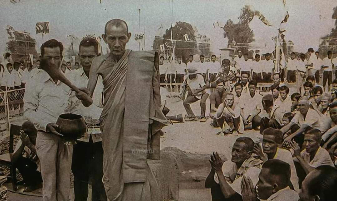 Luang-Por-Guay-009